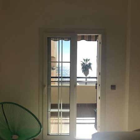 Espectacular Residencial En 1A Linea Con Piscina Daire Benajarafe Dış mekan fotoğraf