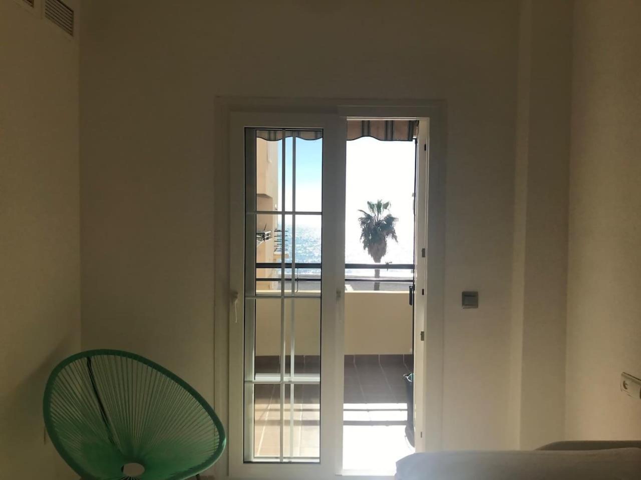 Espectacular Residencial En 1A Linea Con Piscina Daire Benajarafe Dış mekan fotoğraf